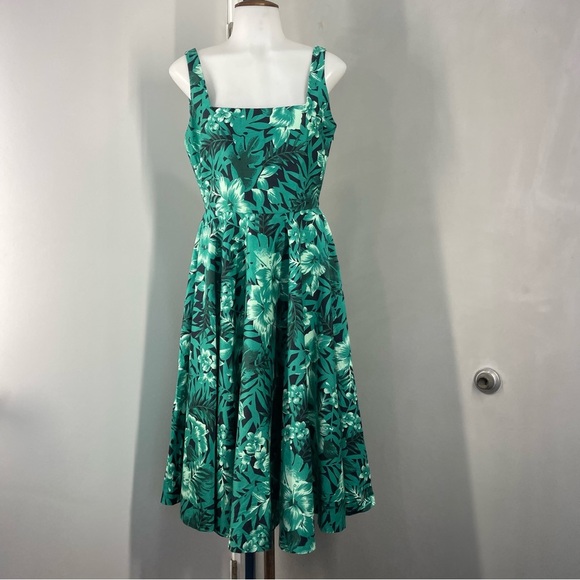 Zara Woman Green Tropical Fit and Flare Dress Size Medium  Palm Hawaiian - Picture 4 of 11